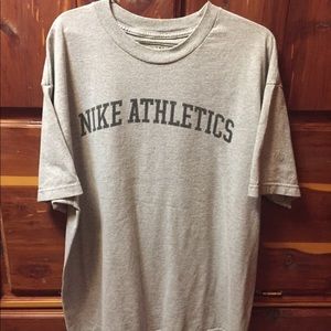 Men’s Nike Athletics Size XL